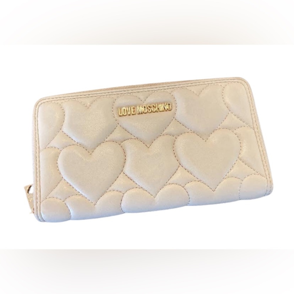 Love Moschino Quilted Zipper Wallet